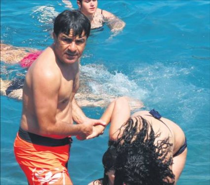 Batman Milletvekili Bodrum'da görüntülendi