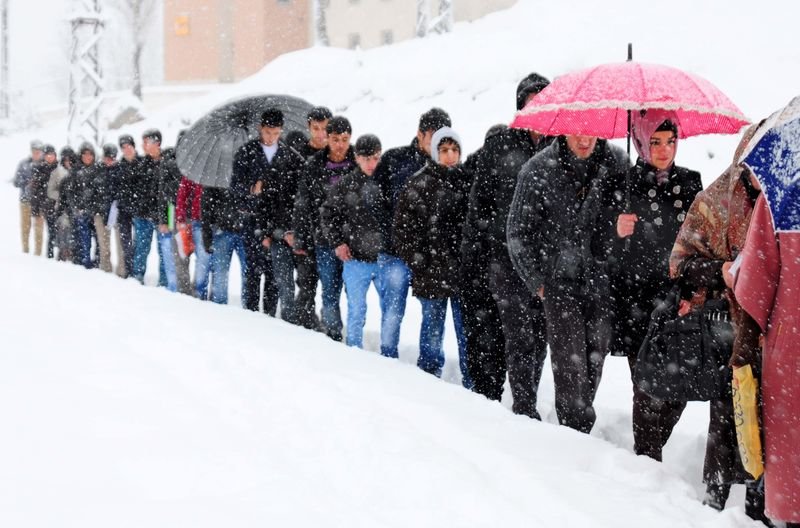 Doğu'da kar yağışı etkili oldu