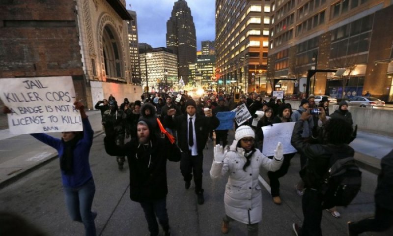 Amerika'da Ferguson eylemleri ikinci gününde