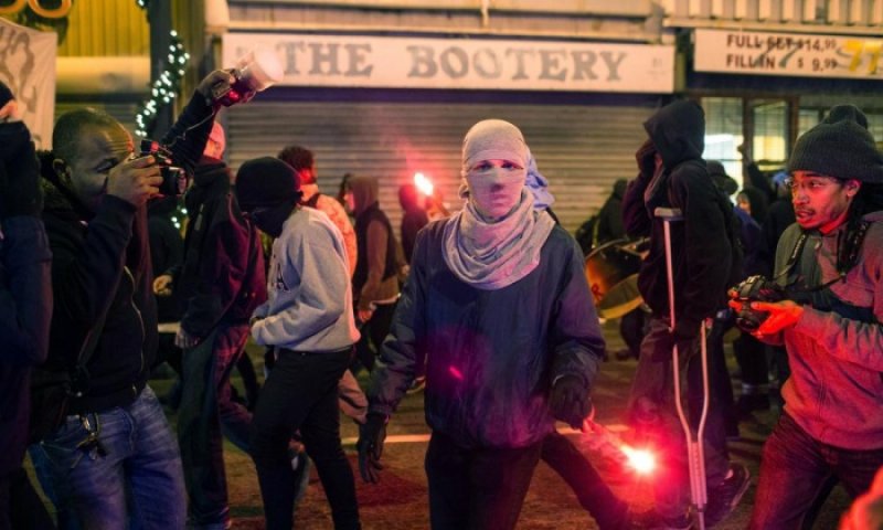 Amerika'da Ferguson eylemleri ikinci gününde