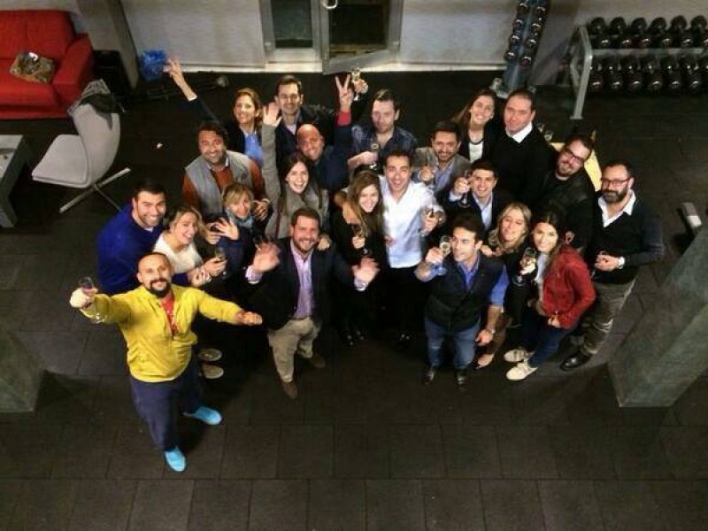 Yasemin Ergene çocuklarıyla podyumda