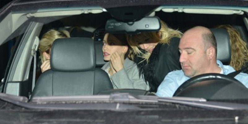 Serenay Sarıkaya yeni sevgilisiyle görüntülendi