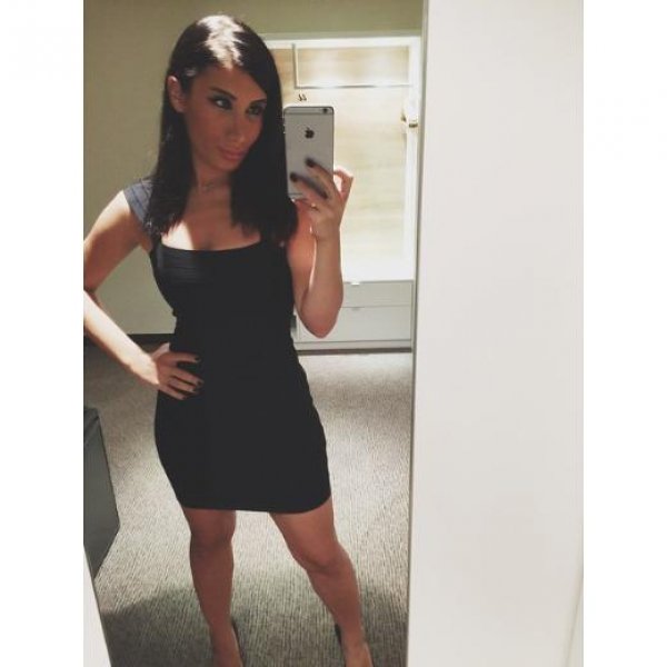 İrem Derici'ye tepki yağdı