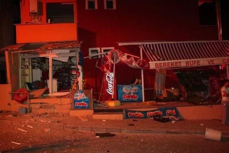 Sultanbeyli'de polis merkezine saldırı