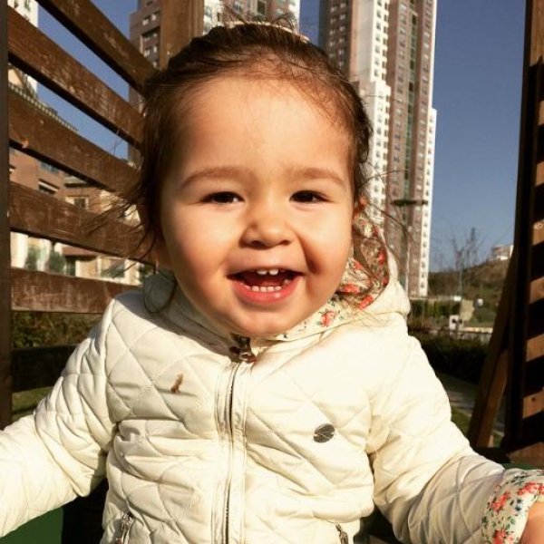 Ayşegül Yıldız'dan duygusal paylaşım