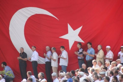 Şehit oğlu yürek parçaladı