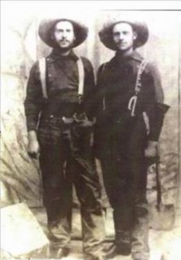 Muhteşem kot kimdir