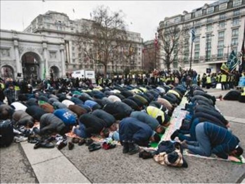 En hızlı nüfus artışı müslümanlarda