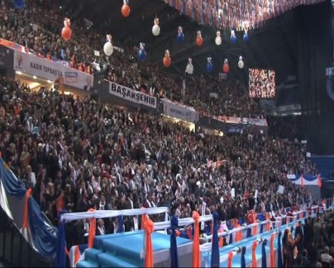 Erdoğan İstanbul ilçe adaylarını tanıttı