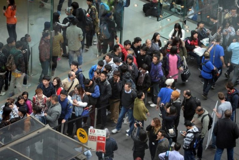 iPhone 6 çılgınlığı başladı