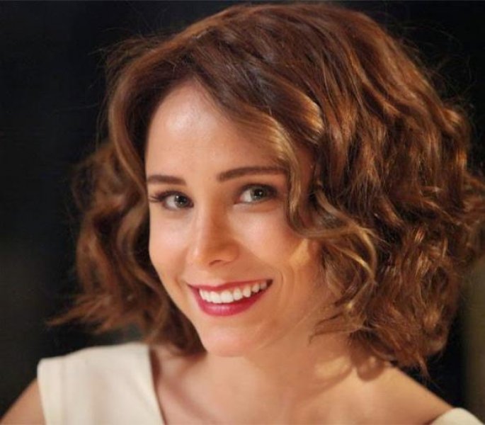 Burçin Terzioğlu: Dört mevsim geçti ruhumdan