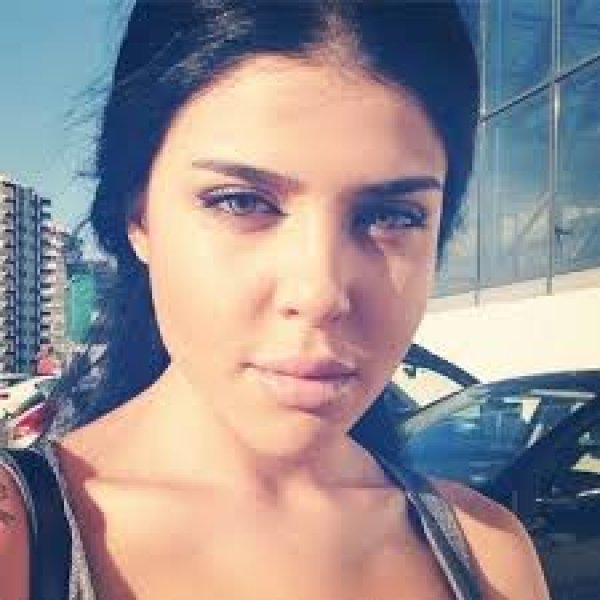 Taraftar Selçuk Şahin'in eşini üzdü