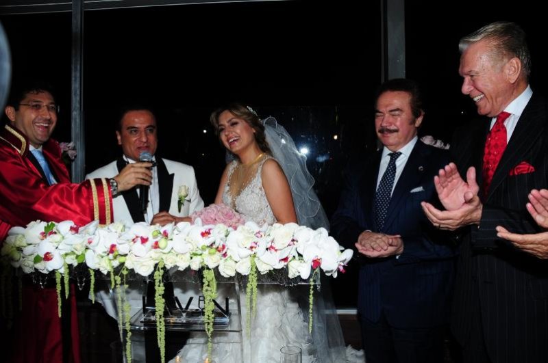 Yapımcı Erol Köse evlendi