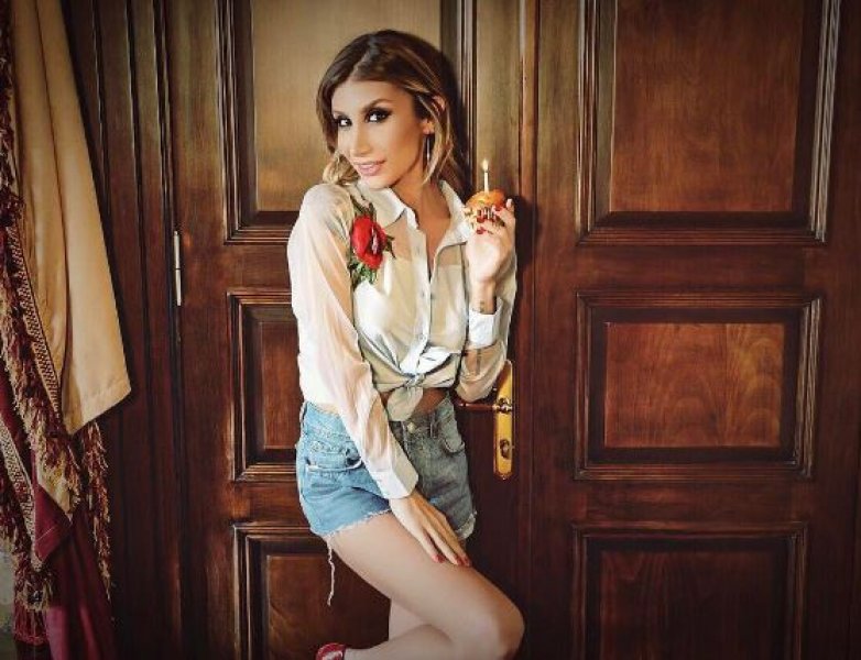 İrem Derici kendisini eleştirenlere cevap verdi 