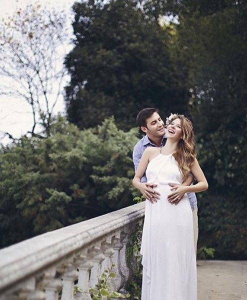 Güzel oyuncu İpek Usta doğum için gün sayıyor