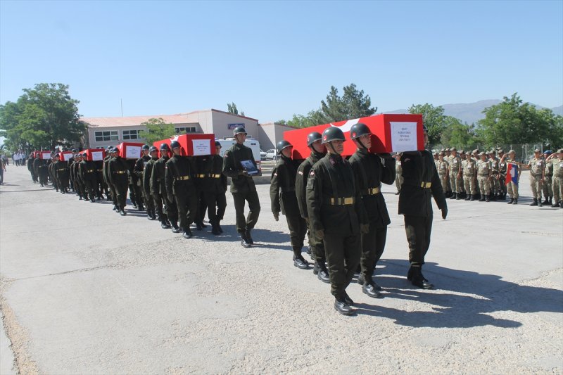 Şırnak Şehitleri için askeri tören