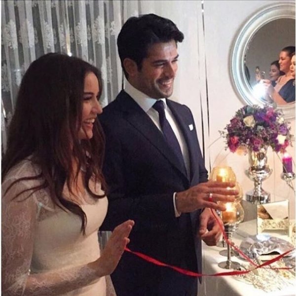 Fahriye Evcen bebeğinin cinsiyetin açıklamadı 