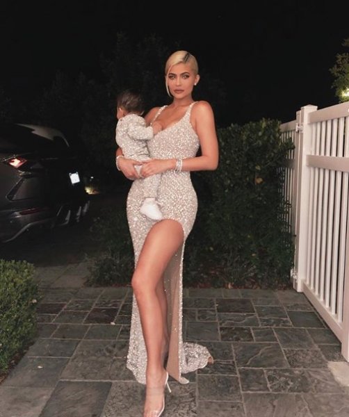 Kim Kardashian'ın ev partisi 