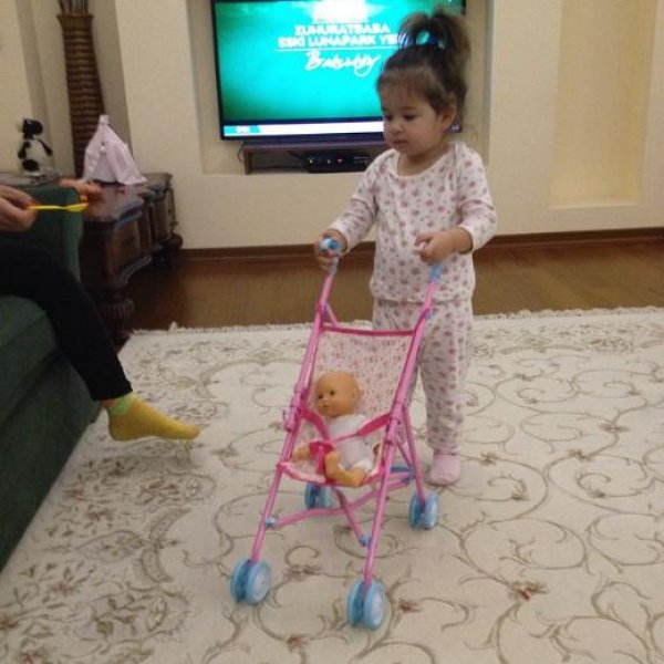 Ayşegül Yıldız'dan duygusal paylaşım