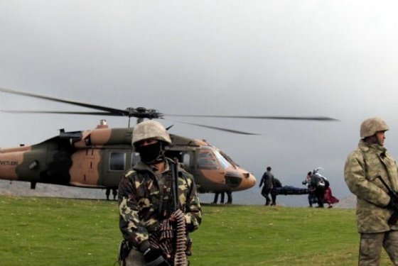 PKK'lı cenazesini helikopterle taşıdılar