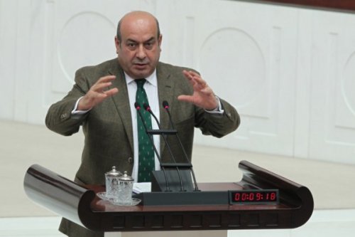 AK Parti'li Salim Uslu Kamer Genç'i Meclis kürsüsünden itti