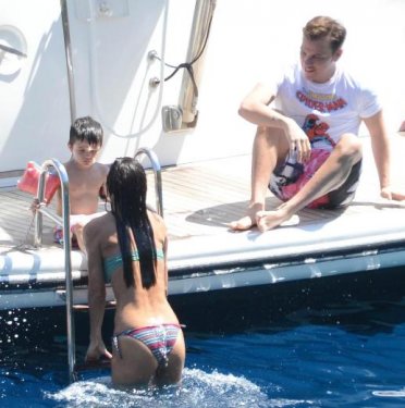 Ebru Şallı ve Sinan Akçıl  Göcek tatilinde