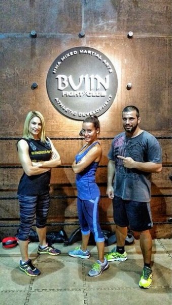 Spiker Nazlı Çelik Kick Boks'a başladı