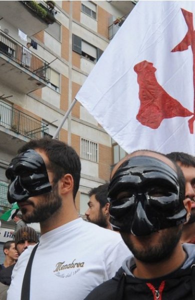 İtalya'da kemer sıkma eylemi