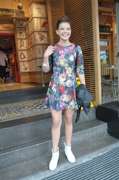 Selen Seyven: Diziden kovulmadım