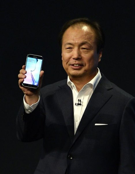 Samsung Galaxy S6 tanıtıldı