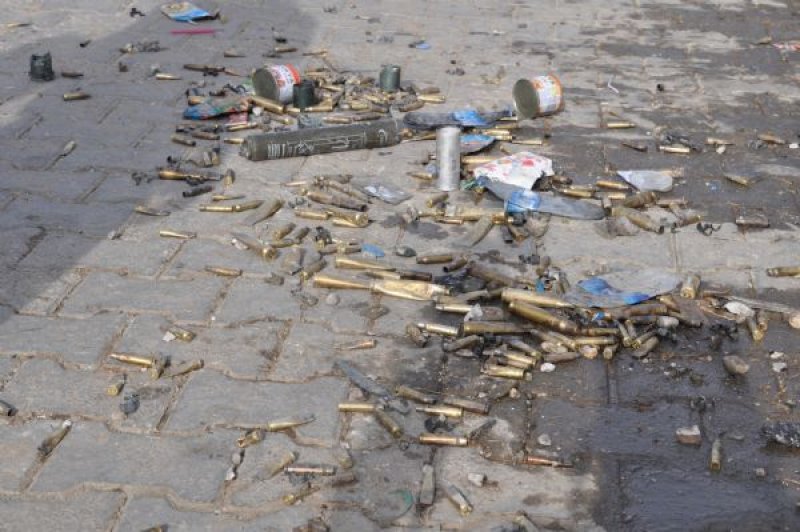 HDP'liler Cizre'ye akın etti