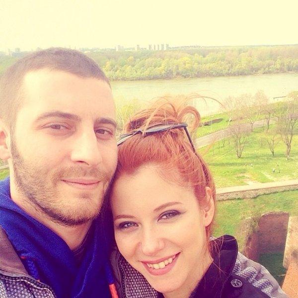 Güzel oyuncu İpek Usta doğum için gün sayıyor