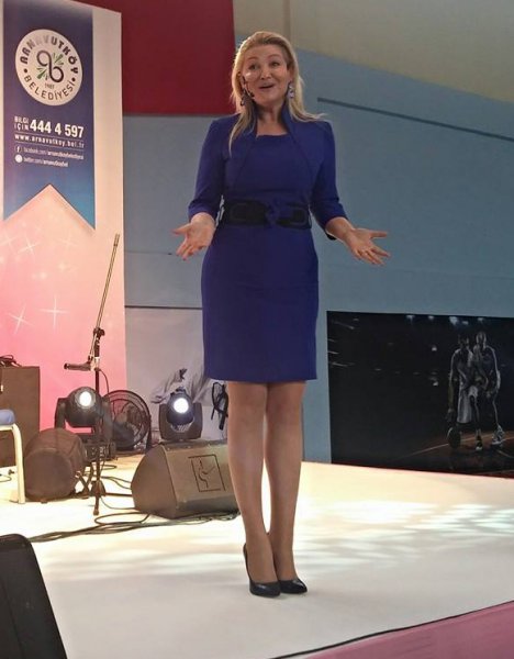 Ünlü sunucu Zahide Yetiş anne oluyor 