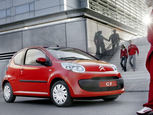 Minik ve ucuz otomobiller