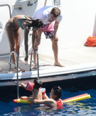 Ebru Şallı ve Sinan Akçıl  Göcek tatilinde