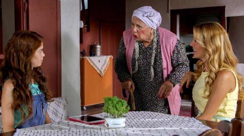 Güzel Köylü 12 haftanın reyting lideri