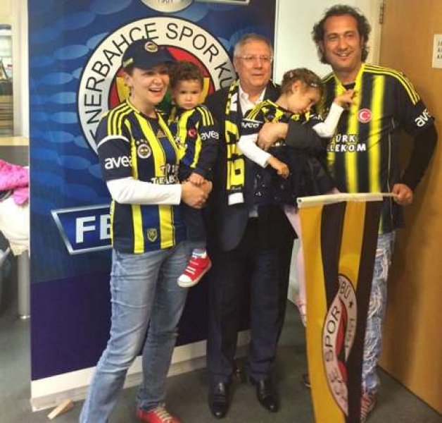 Bakın ünlüler hangi  takımı tutuyor 