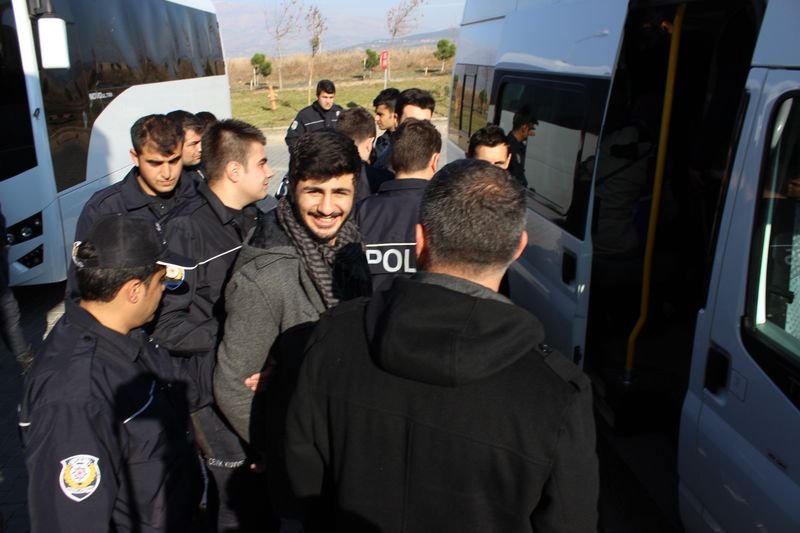 Sütçü İmam'da öğrenciler arasında gerginlik