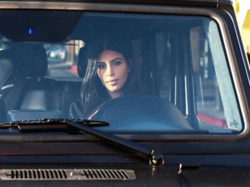 Kardashian kardeşlerin kalça yarışı