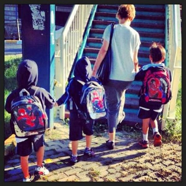 Gülben Ergen minibüse bindi