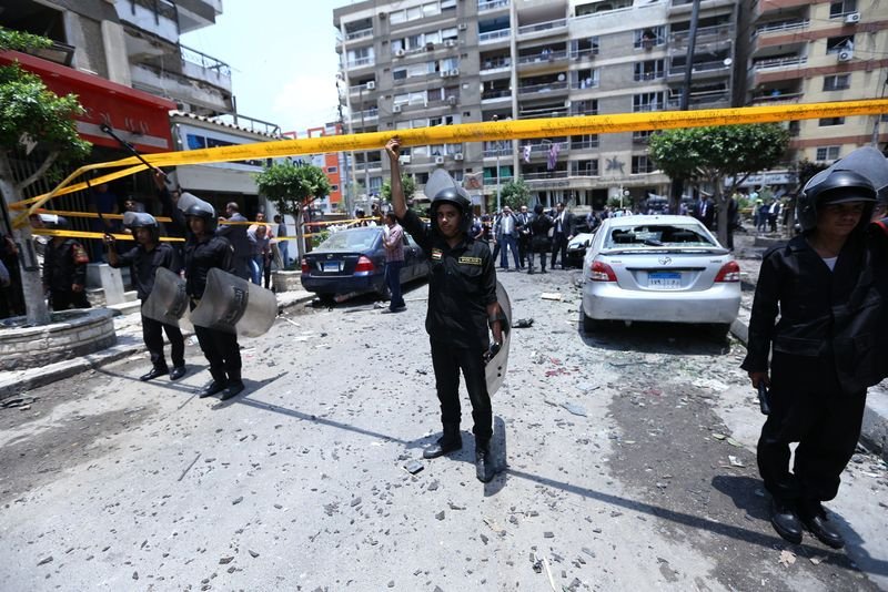 Mursi'ye idam isteyen başsavcı öldürüldü