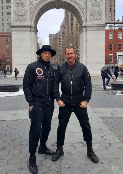 Dünyanın en yakışıklı mahkumu Jeremy Meeks sınır dışı edildi