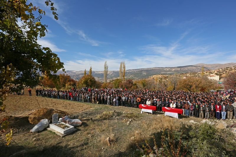 Madenciler son yolculuğuna uğurlandı