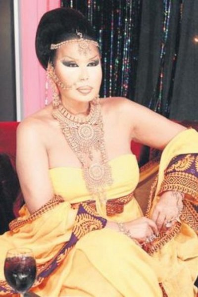 Bülent Ersoy bir haftadır tedavi görüyor 