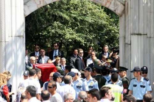 İstanbul şehidini uğurladı