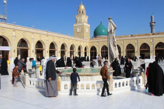 Alevi dedelerinin Kufe Mescidi ziyaretinden görüntüler