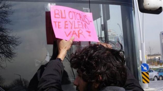 ODTÜ öğrencileri otobüsten inmeme eylemi yaptı