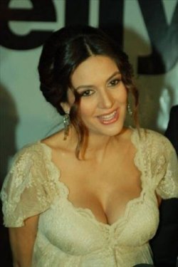 Bergüzar Korel eşi Halit Ergenç'e olan aşkını anlattı