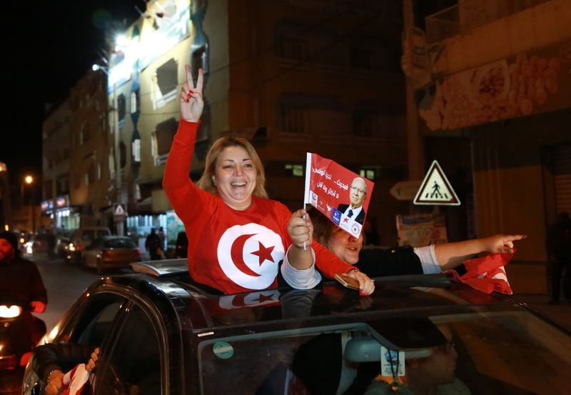 Tunus'ta laik aday Sibsi kazandı