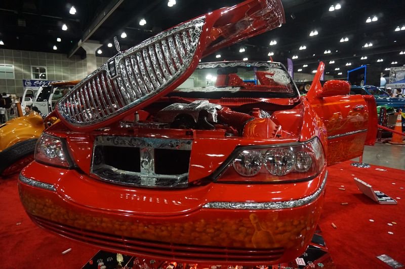 ABD’de modifiye araç fuarı